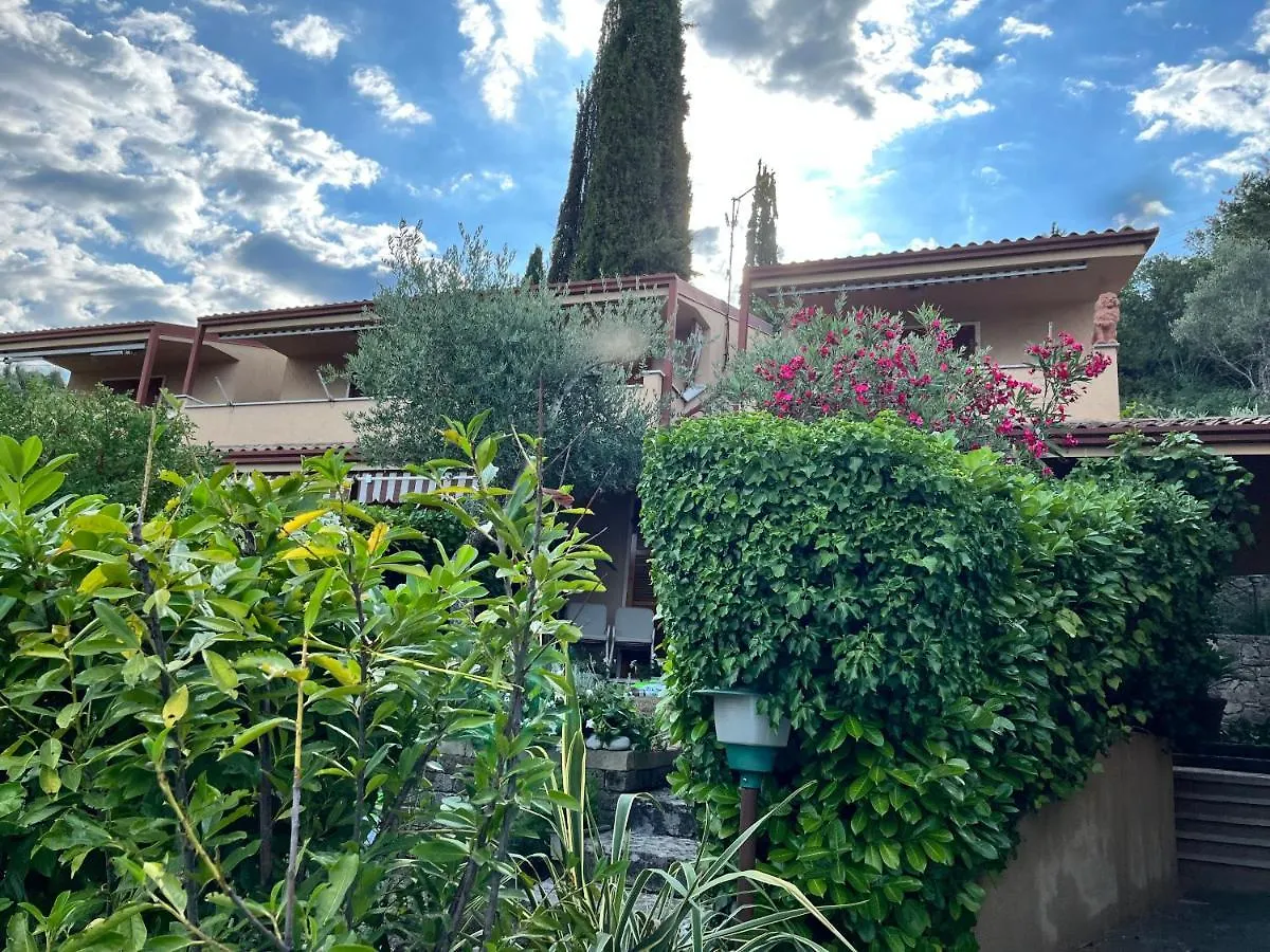 Appartamento Chiara Torri Del Benaco Italy